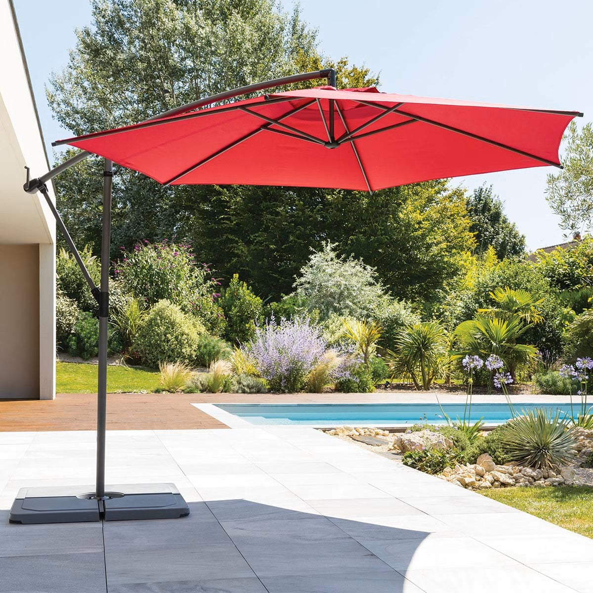 Parasol déporté rond MANOA 3M – Parasols – HygiRéa
