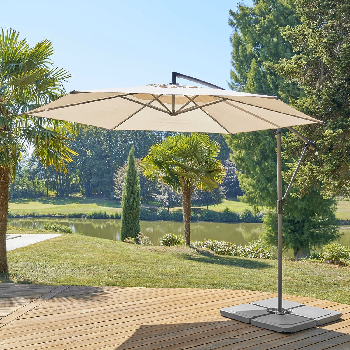 Parasol déporté rond MANOA 3M – Parasols – HygiRéa