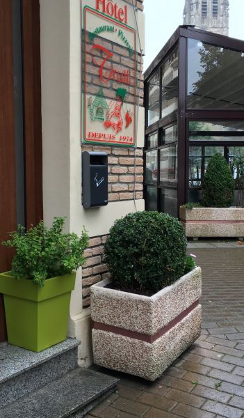 Cendrier mural 3L – Cendrier Mural – HygiRéa