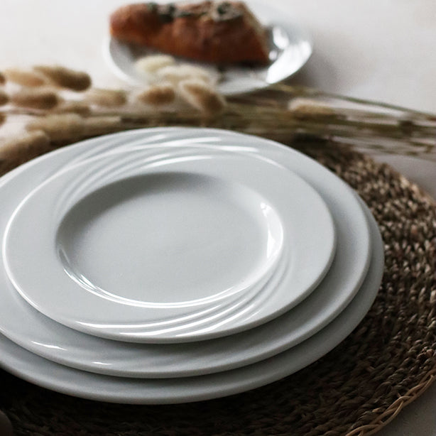 ASSIETTE DESSERT AMBASSADOR 20CM EN PORCELAINE BLANC – Assiette – HygiRéa