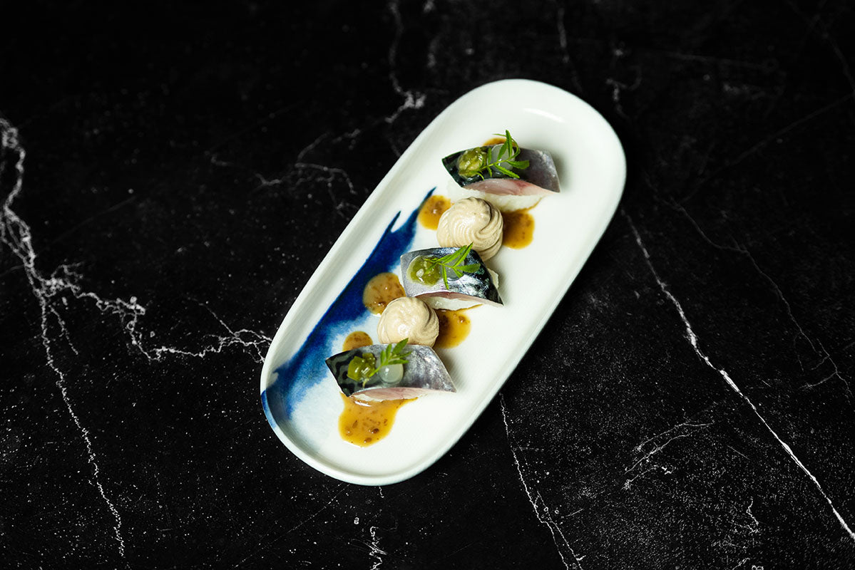 ASSIETTE OVALE BLUE WAVE 34CM EN PORCELAINE – Assiette – HygiRéa