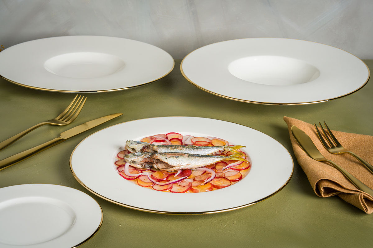 ASSIETTE A PATES GOLD LINE 30CM EN PORCELAINE – Assiette – HygiRéa
