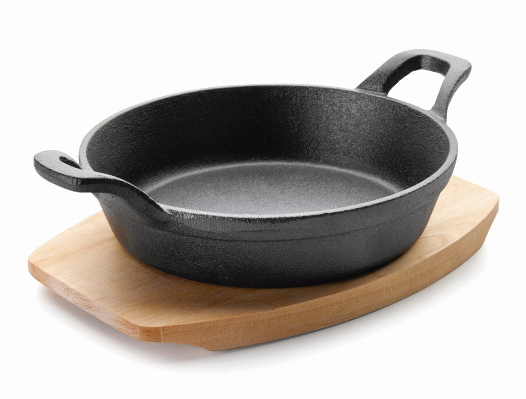 PLAT ROND 15,5XHT7CM EN FONTE ET PLATEAU BOIS MAGMA – Faitout, traiteur et marmite – HygiRéa