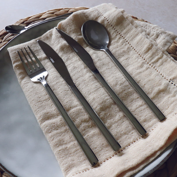 COUTEAU À STEAK NATURE 21.5CM EN ACIER INOXYDABLE – Couvert – HygiRéa