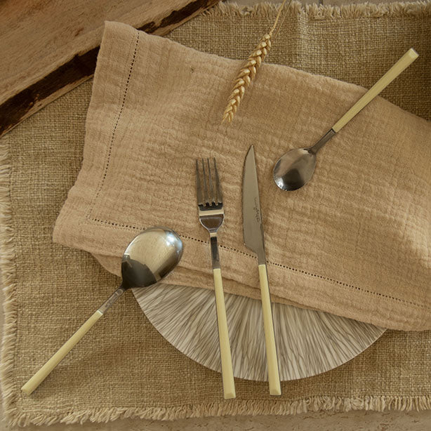 MÉNAGÈRE COLORAMA 24 PIÈCES EN ACIER INOXYDABLE CRÈME – Couvert – HygiRéa