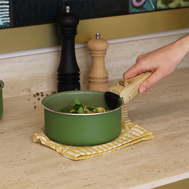 SET DE 5 PIÈCES CUISSON EN ALUMINIUM RECYCLÉ OLIVE – Lot et batterie de cuisine – HygiRéa