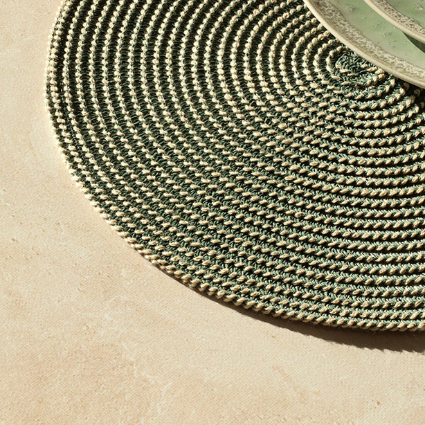 SET DE TABLE TISSÉ ROND 36CM EN PAPIER ET COTON NATUREL ET VERT – Accessoire de table – HygiRéa