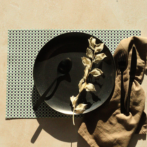 SET DE TABLE TISSÉ 45X30CM EN PVC BLEU – Accessoire de table – HygiRéa