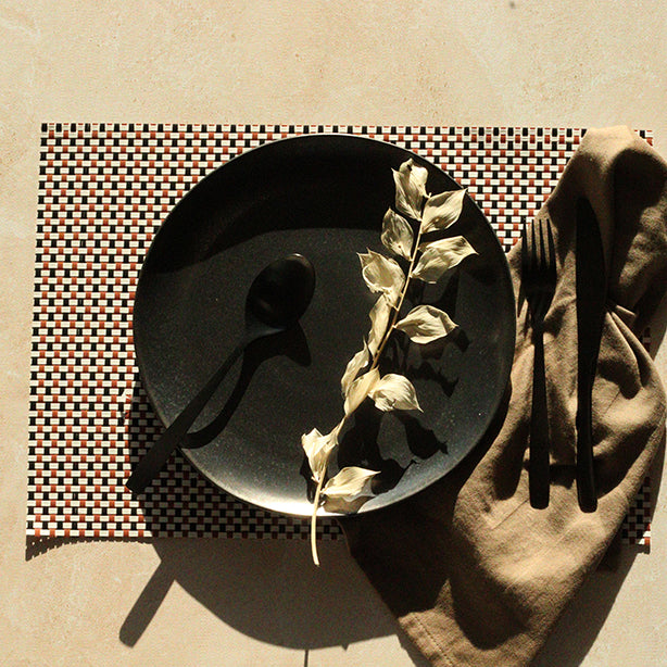 SET DE TABLE TISSÉ 45X30CM EN PVC ROUGE – Accessoire de table – HygiRéa