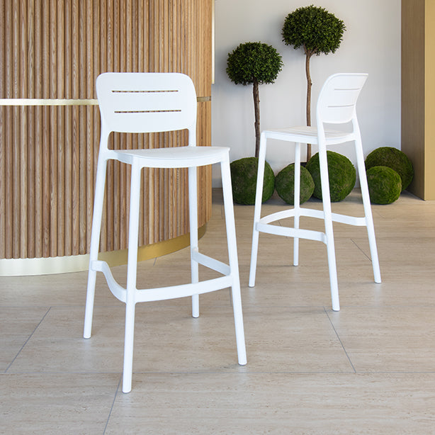 TABOURET DE BAR EN POLYPROPYLÈNE BLANC SUNSET – Les chaises – HygiRéa