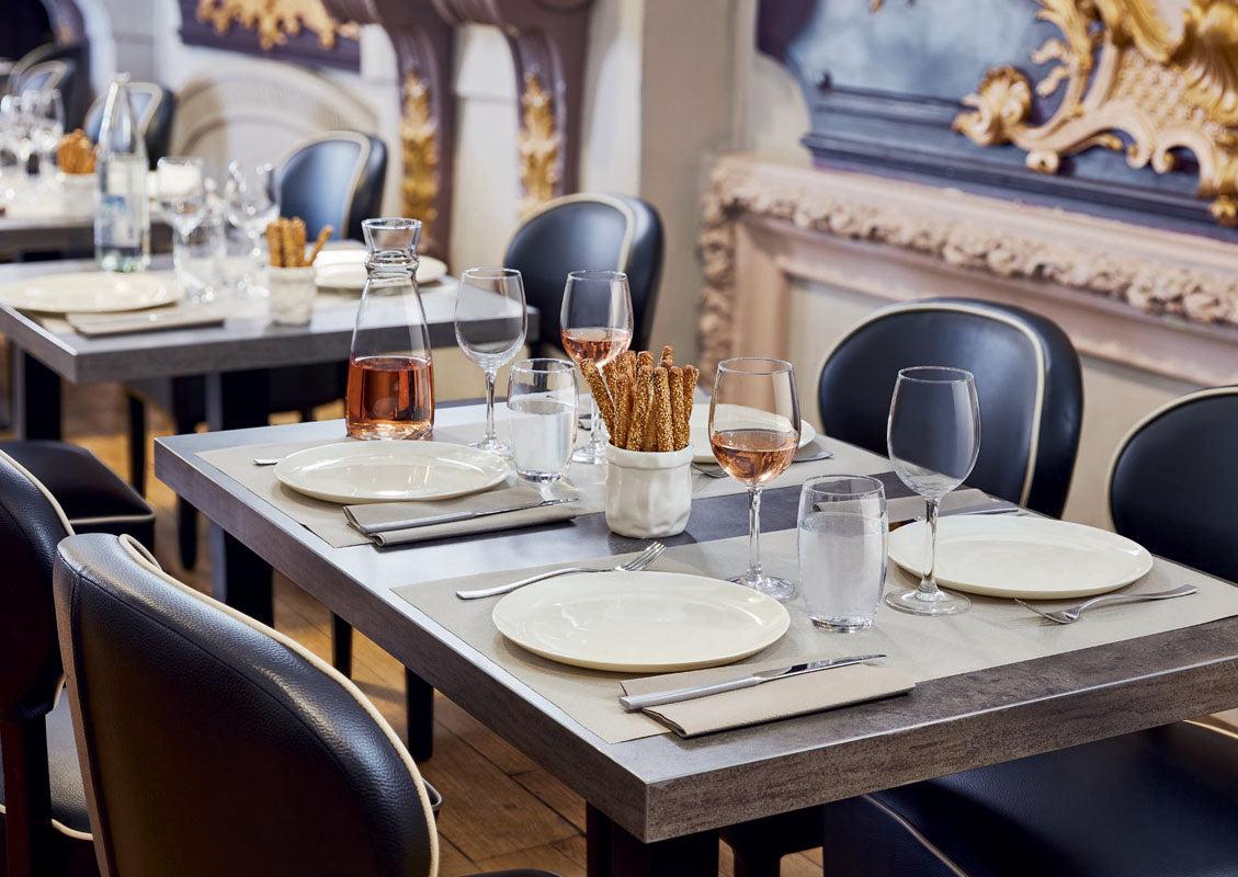 VERRE A PIED 58CL VINA REF L3605 ARC – Verre à pied – HygiRéa