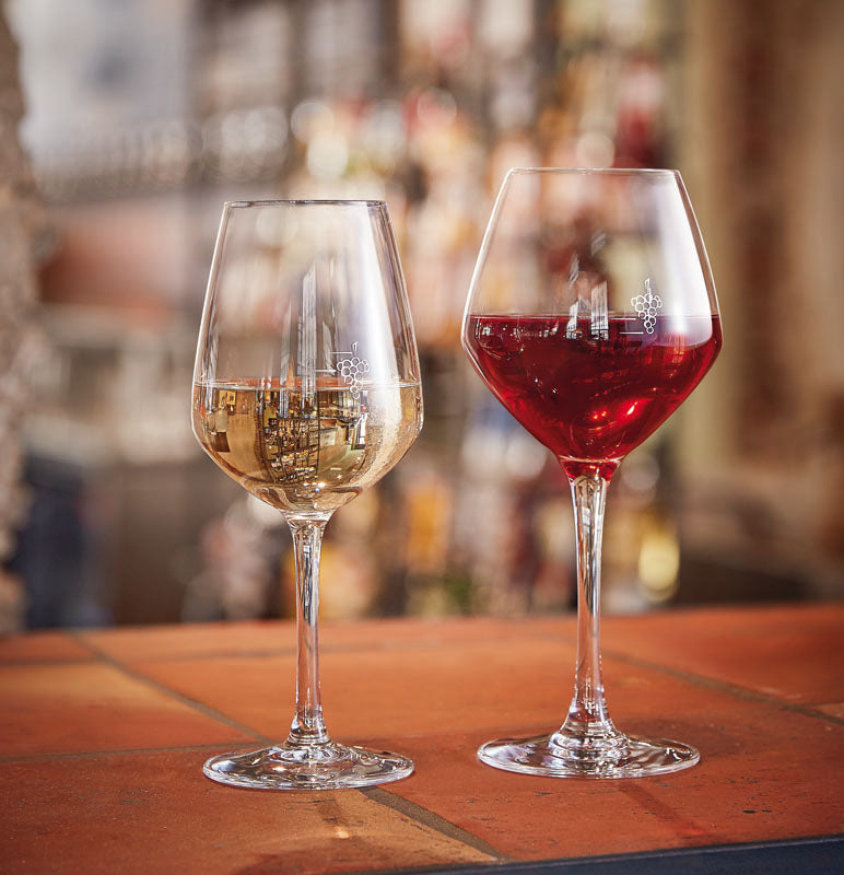 VERRE A PIED VIN AU VERRE VIN JEUNE 35CL – Verre à pied – HygiRéa