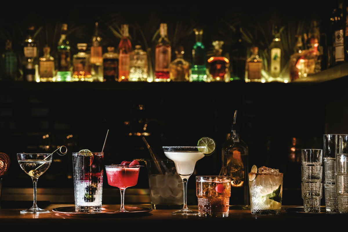 VERRE A PIED NOVECENTO FIZZ 22CL TRANSPARENT – Verre à pied – HygiRéa