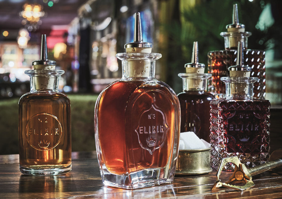 BOUTEILLE ELIXIR 10CL N°2 EN VERRE AVEC BEC VERSEUR – Carafe, pichet et bouteille – HygiRéa