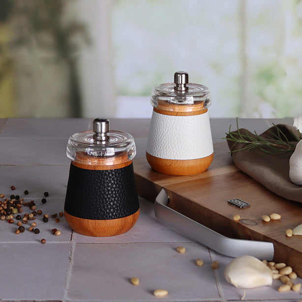 MOULIN À POIVRE 8.5CM EN BOIS DE HÊTRE EFFET CUIR NOIR – Moulin et condiment – HygiRéa