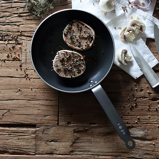 POÊLE PRO EN ALUMINIUM ET INDUCTION 24 CM – Poêle, poêlon et sauteuse – HygiRéa