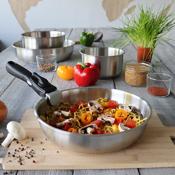 POÊLE AMOVIBLE IRIS 28CM EN INOX ET INDUCTION – Poêle, poêlon et sauteuse – HygiRéa