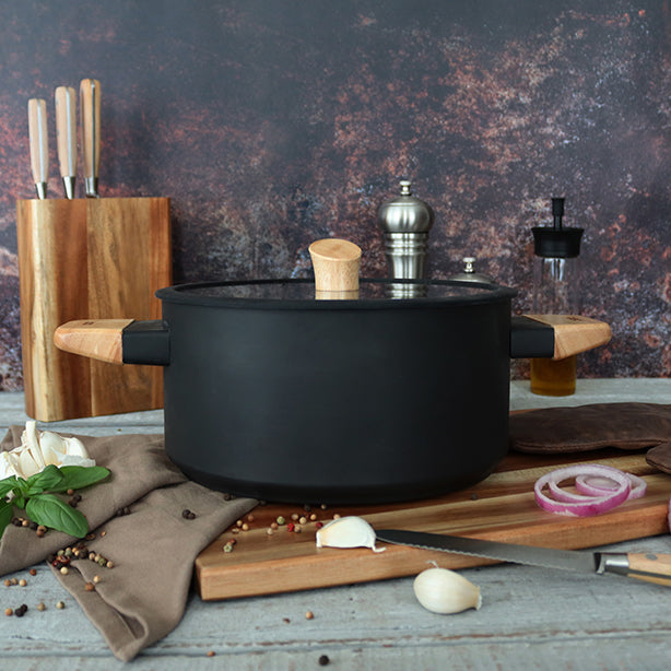 FAITOUT ECTOR INDUCTION EN ALUMINIUM ET BOIS 24 CM – Faitout, traiteur et marmite – HygiRéa