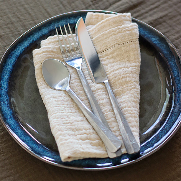 ASSIETTE PLATE CERTALDO 27CM EN GRÈS MARRON – Assiette – HygiRéa