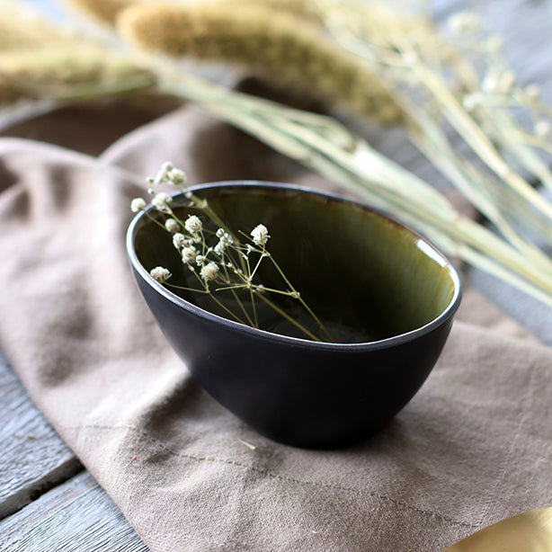 MINI COUPELLE META 10CM EN GRÈS VERT – Complément table – HygiRéa