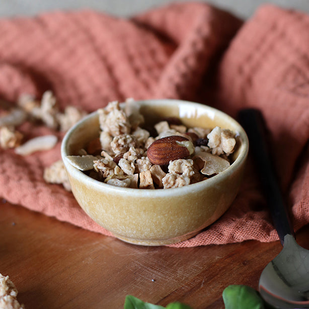 COUPELLE 8CM POKEBOWL EN GRÈS OCRE 100 ML – Complément table – HygiRéa