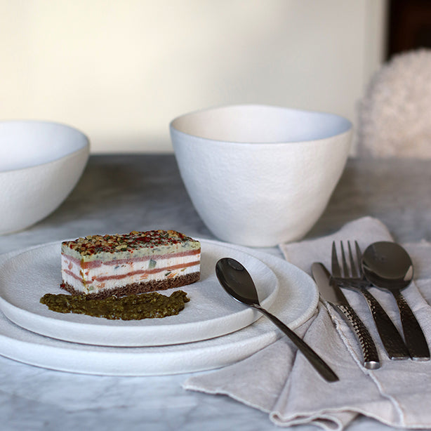 ASSIETTE À DESSERT SNOWSTACK 21CM EN GRÈS BLANC MAT – Assiette – HygiRéa
