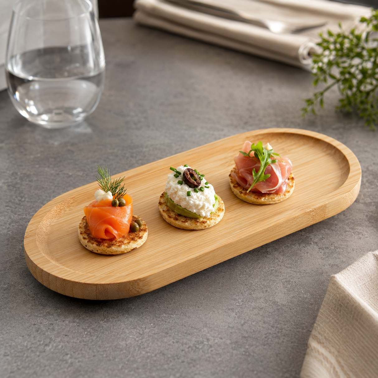 ASSIETTE PRÉSENTATION OVALE 30 X 15 CM BAMBOU