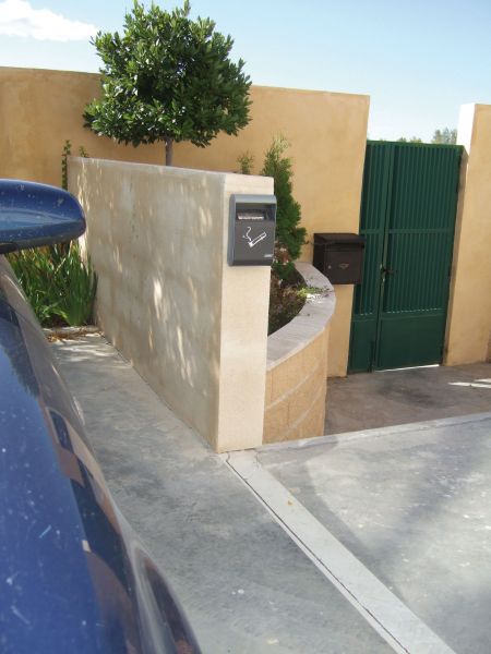 Cendrier mural 1,5L – Cendrier Mural – HygiRéa