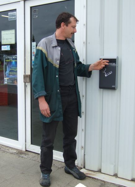 Cendrier mural 3L – Cendrier Mural – HygiRéa