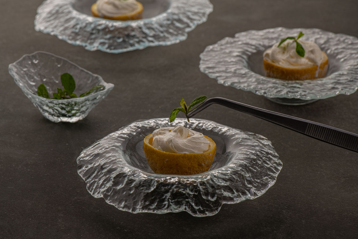 ASSIETTE CREUSE IO 25CM EN VERRE TRANSPARENT – Assiette – HygiRéa