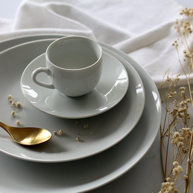 BOITE 6 TASSES+SOUCOUPES METROPOLITAN 10CL EN PORCELAINE BLANCHE – Petit déjeuner – HygiRéa