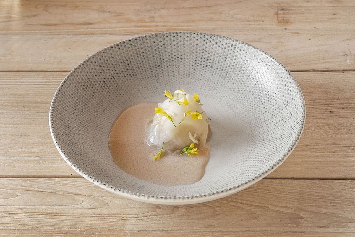 ASSIETTE CREUSE SWAY BLOOM 23CM PORCELAINE – Assiette – HygiRéa