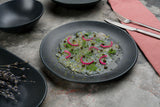 ASSIETTE PLATE GRAPHITE 25CM EN PORCELAINE – Assiette – HygiRéa