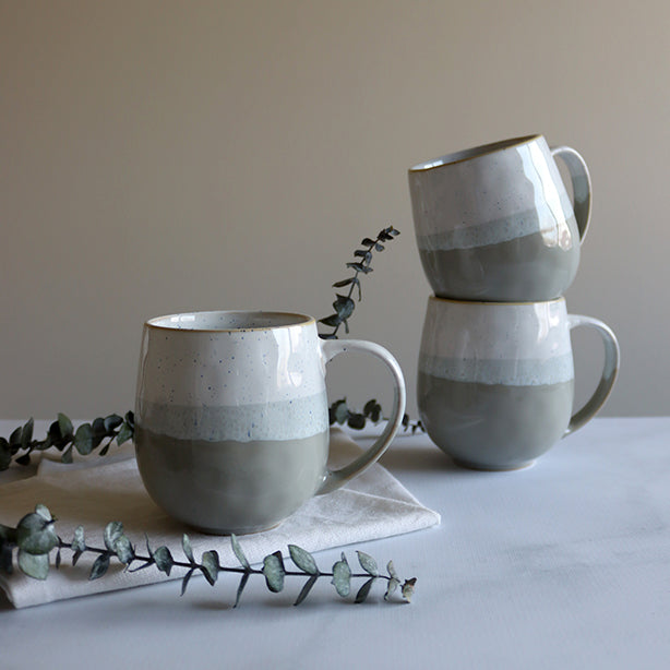MUG RIGA VERT AMANDE 44CL EN GRÈS – Petit déjeuner – HygiRéa