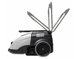 Balayeuse Tractée Aspirante à Batterie SW 750 B FULL PKG – Balayeuse Tractée – HygiRéa