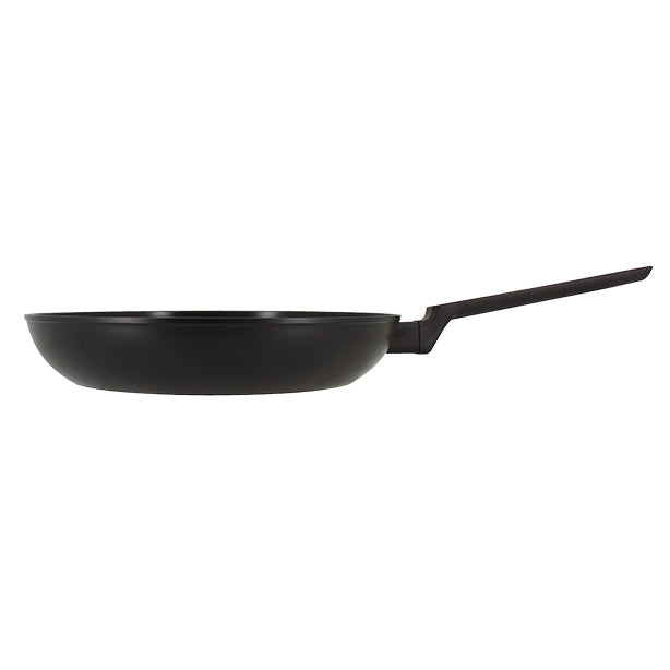 POELE FIRST 28CM EN ALUMINIUM NOIR INDUCTION – Poêle, poêlon et sauteuse – HygiRéa