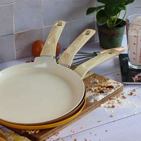 CRÊPIÈRE CRÈME 26CM ALUMINIUM RECYCLÉ INDUCTION – Crêpière – HygiRéa