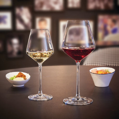 VERRE A PIED DISTINCTION 28CL CHEF ET SOMMELIER CRISTALLIN – Verre à pied – HygiRéa
