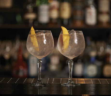 VERRE A PIED 58CL GIN ET TONIC SPKSY REF.02106 – Verre à pied – HygiRéa