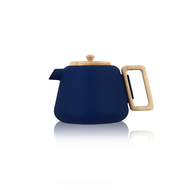 THÉIÈRE VIGGO 500ML EN FONTE BLEU AVEC POIGNÉE COUVERCLE BOIS – Café et thé – HygiRéa