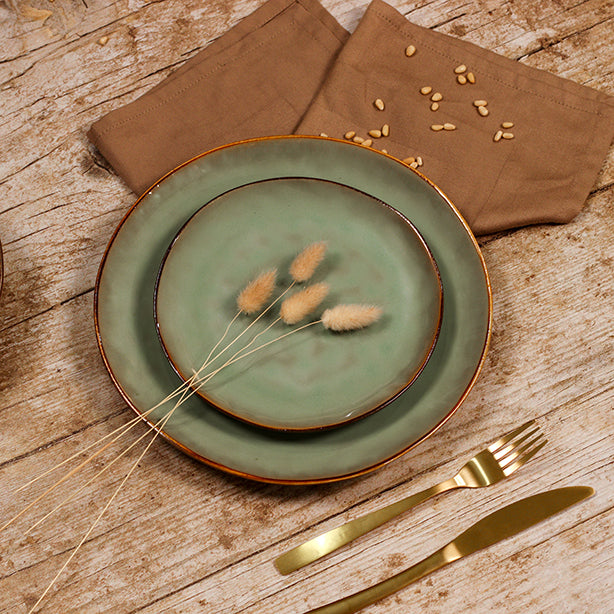 ASSIETTE DESSERT BARBADE
20.5CM EN GRÈS VERT
CLAIR