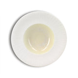 ASSIETTE GOURMET URUS
23.5CM EN PORCELAINE
BEIGE ET BLANC