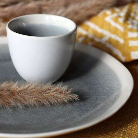TASSE CAP 13CL EN GRÈS BLANC ET GRIS – Petit déjeuner – HygiRéa