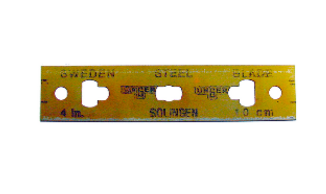 25 LAMES de rechange TRIM 10cm (O,2 mm), étui plastique – Grattoirs – HygiRéa