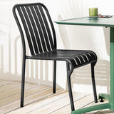 CHAISE EN ALUMINIUM